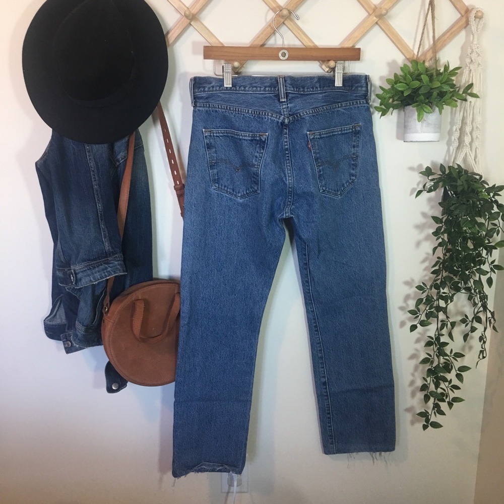 Levi’s | 501 High Waisted Mom Jeans P326